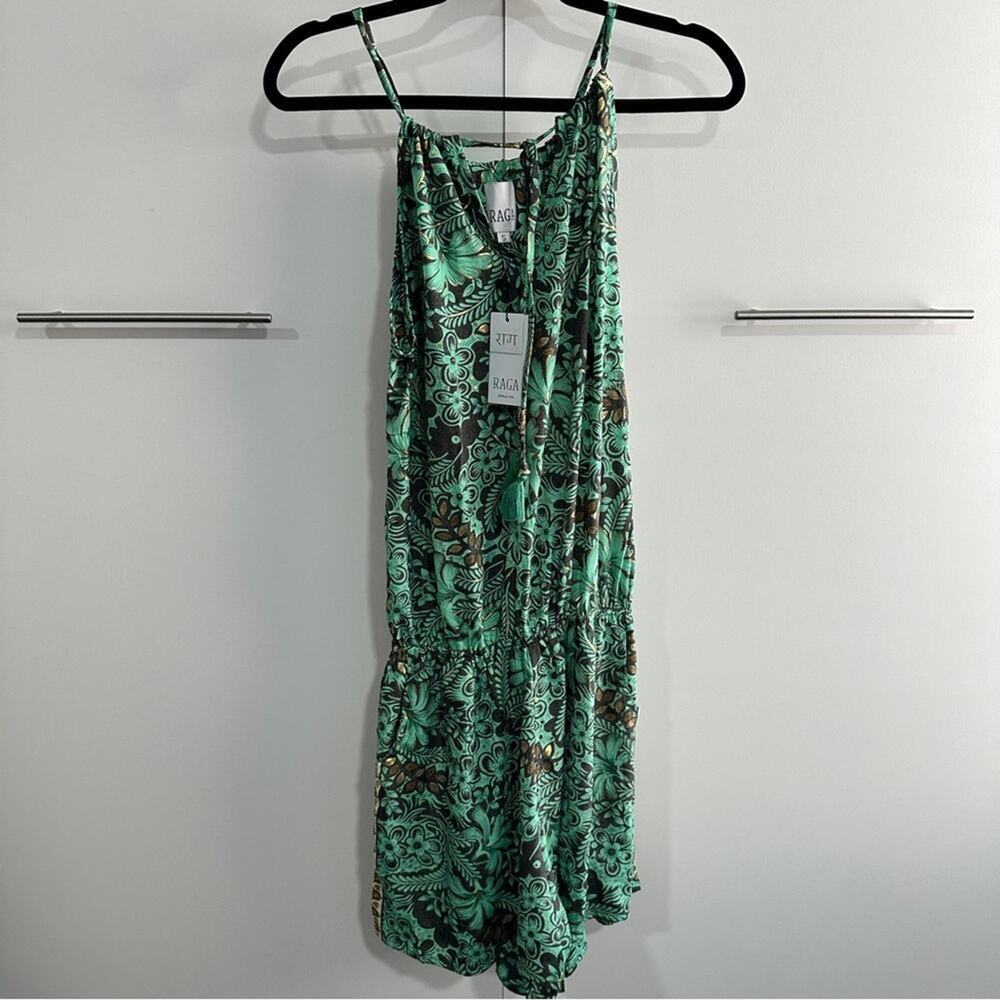 RAGA Green Floral Halter Romper NWT Size S Boho Resort Vacation - Picture 8 of 8